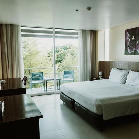 Ocean Suites Bohol Boutique Hotel Tagbilaran Zewnętrze zdjęcie