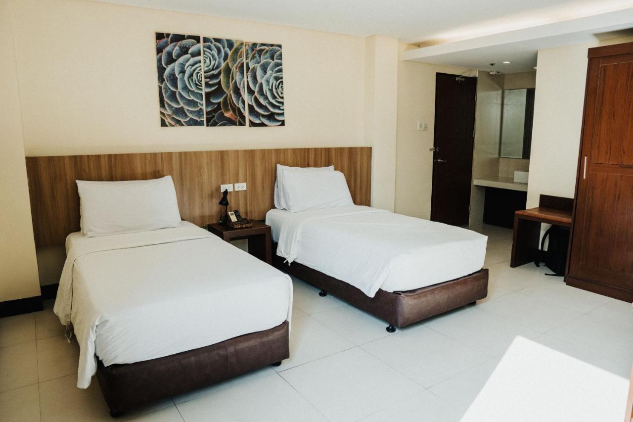 Ocean Suites Bohol Boutique Hotel Tagbilaran Zewnętrze zdjęcie